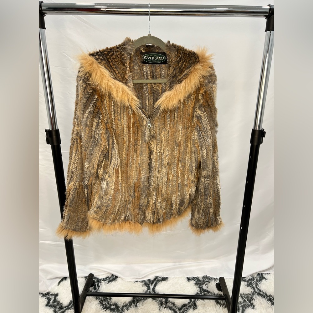 Overland fur jacket with zipper